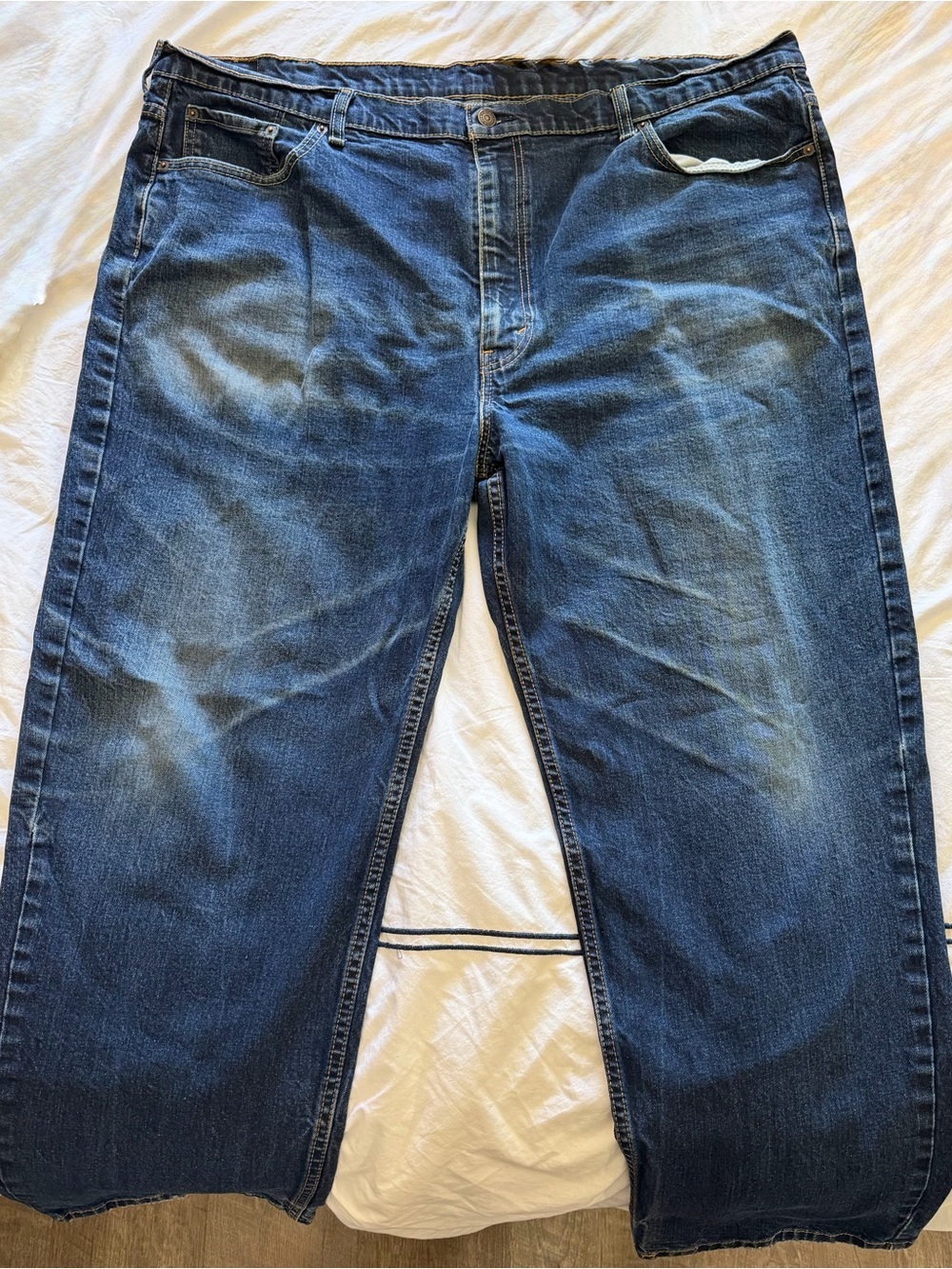 Levi's 550 Men's Dark Blue Denim Jeans - Picture 3 of 5